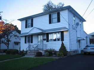 345 Lincoln Ave, Elmwood Park, NJ 07407