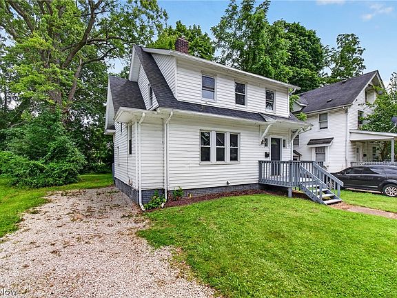 2nd image of 471 Beechwood Dr