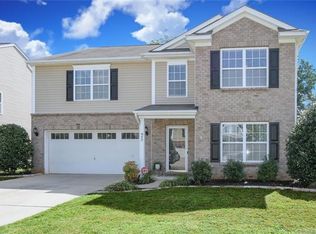 932 Bent Branch St, Gastonia, NC 28054