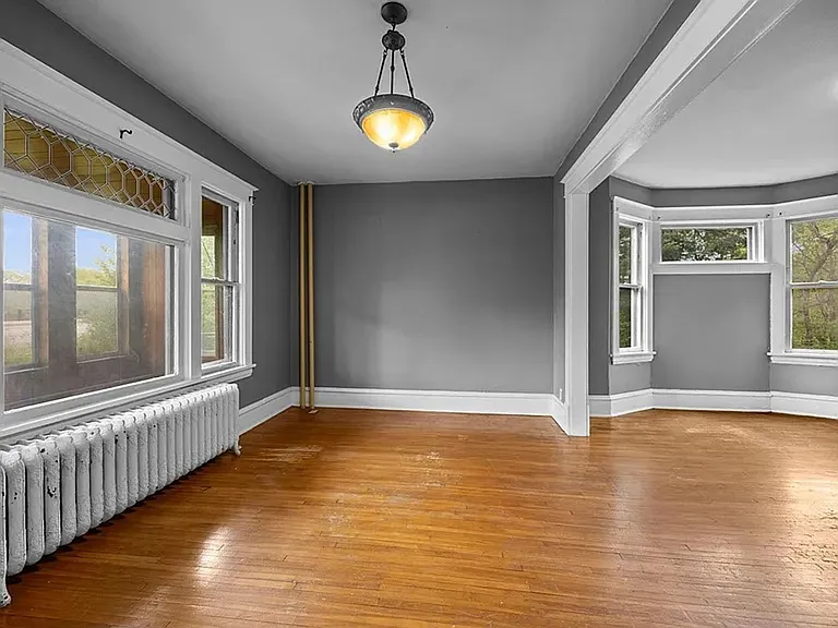 1217 Grand Ave — Photo 7