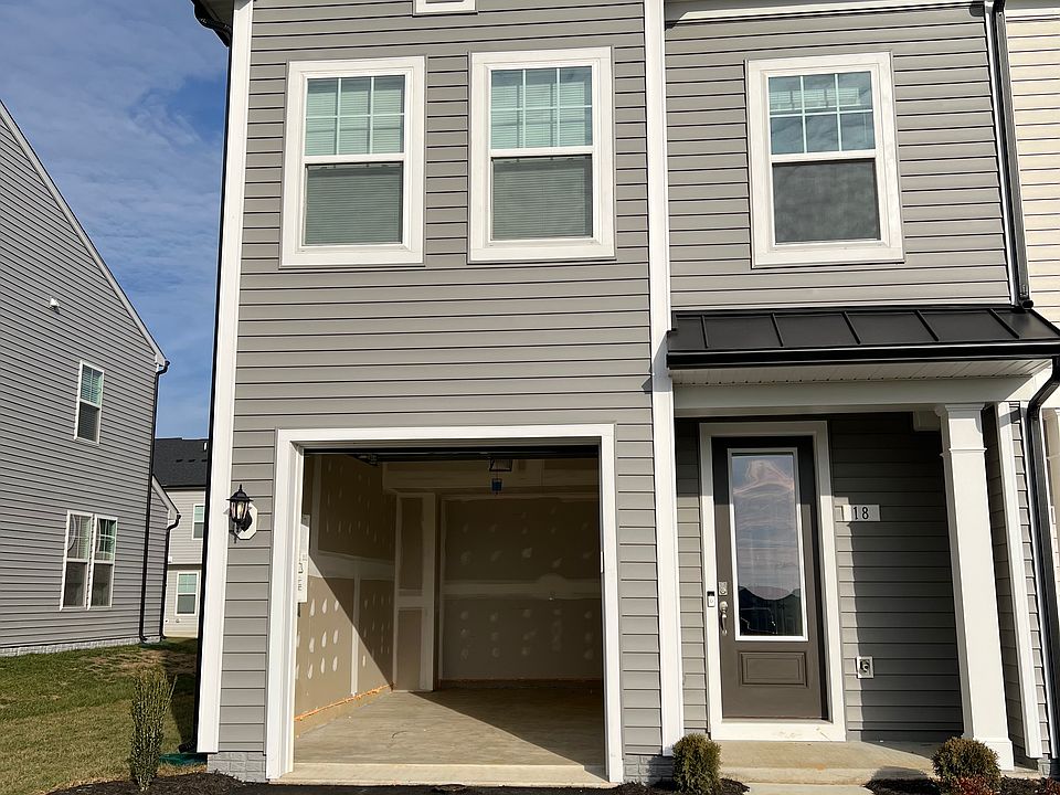 1st image of 18 Bruton Ln