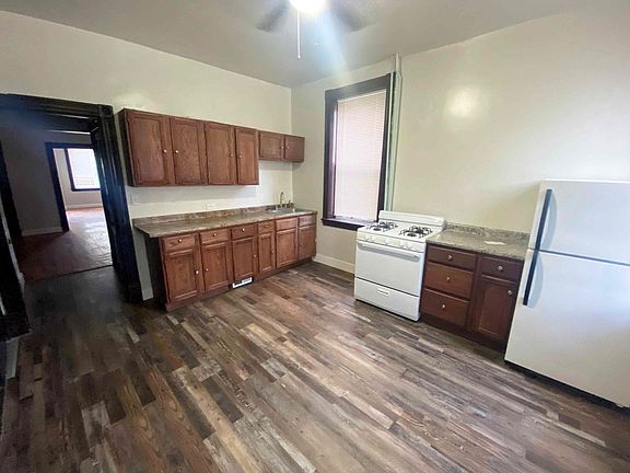 2nd image of 3525-27 Cherokee St #3527