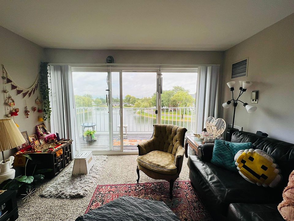 lake view from living room