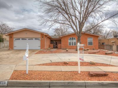 7328 Gettysburg Rd NE, Albuquerque, NM, 87109
