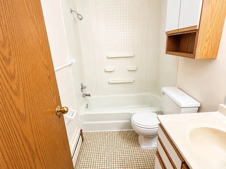 2651 Moundsview Dr #306 — Photo 10