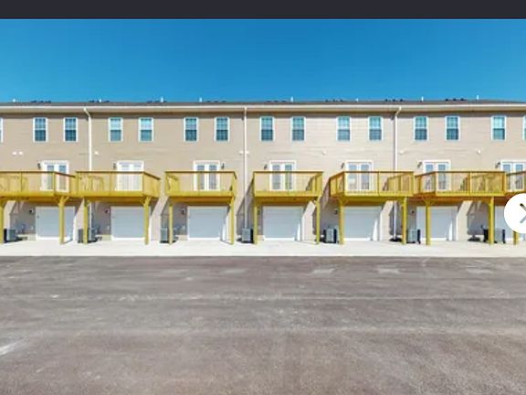 2nd image of 543 Claire Pl
