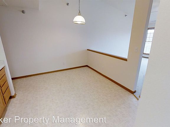 4th image of 2627 Kent Ave Unit 20