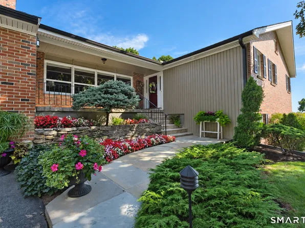 66 Lovelace Drive, West Hartford, CT 06117