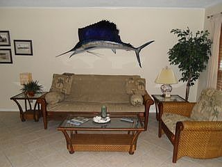 2nd image of 800 Mallory St APT 25