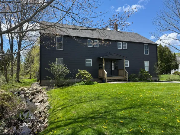 1 Norwood Avenue, Camden, ME 04843