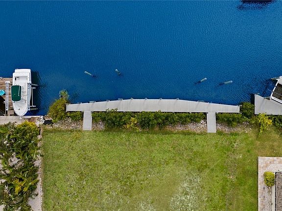 5th image of 3831 Galt Island Ave