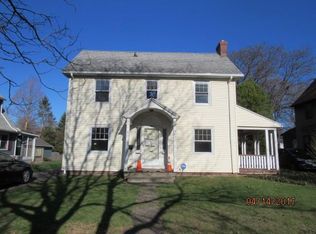 88 Corona Rd, Rochester, NY 14615