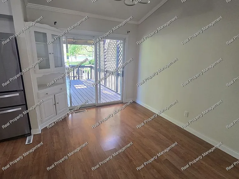 1586 Sunnyslope Dr — Photo 6