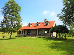 173 Pad Frk, Walton, WV 25286