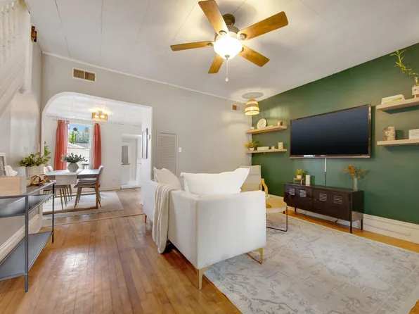 402 Superior St, Saint Paul, MN 55102