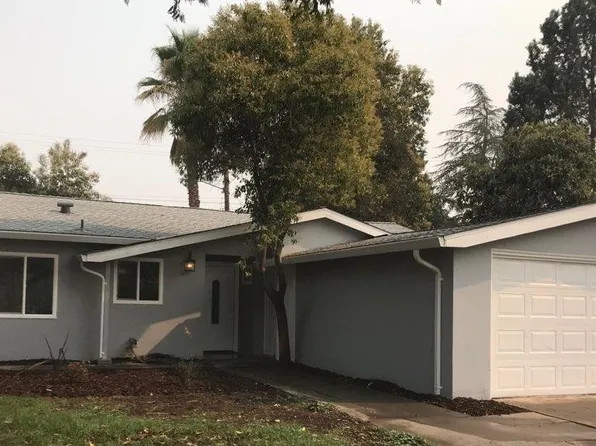 140 Lindley Dr, Sacramento, CA 95815