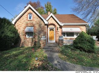 1031 W High St, Edwardsville, IL