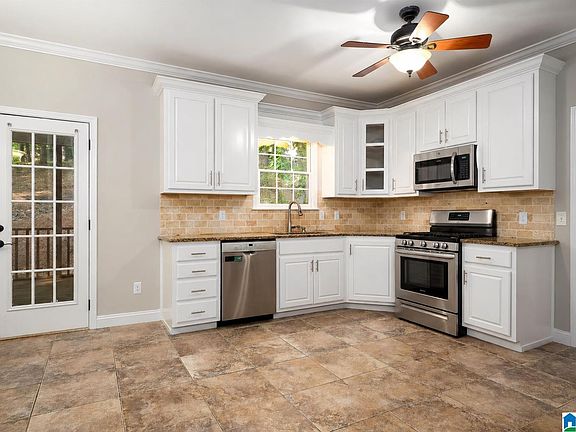 3rd image of 7815 Len Forest Dr