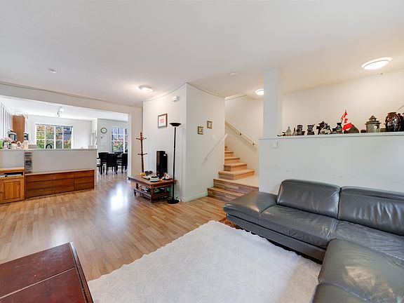 5th image of 688 Edgar Ave #72