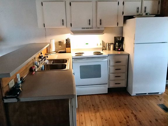 5th image of 75 Anglers Dr #47