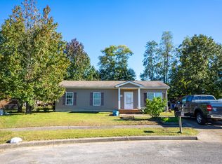 225 Arledge Ct, Berea, KY 40403