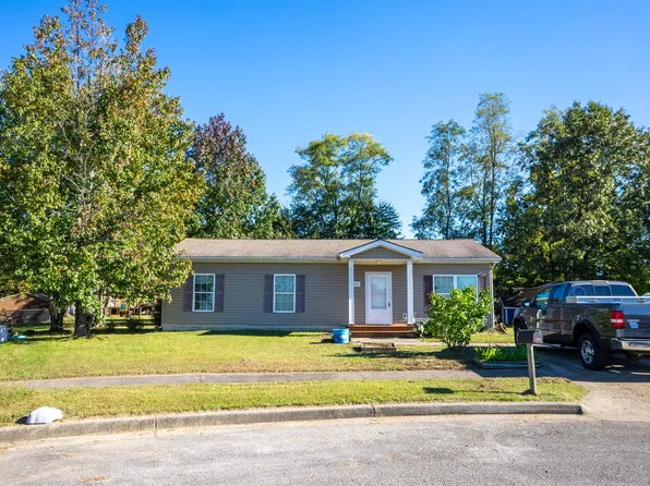 225 Arledge Ct, Berea, KY 40403