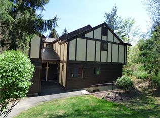 5 Falmouth Ct, Brookfield, CT 06804