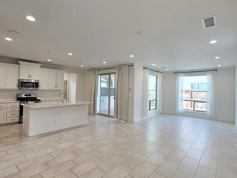 4324 Vineyard Dr — Photo 39