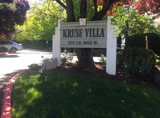 15370 SW Bangy Rd, Lake Oswego, OR 97035