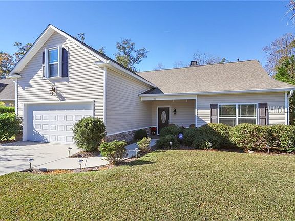 2nd image of 32 Wyndham Dr