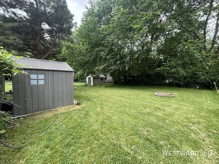 1104 Isabel Dr — Photo 31
