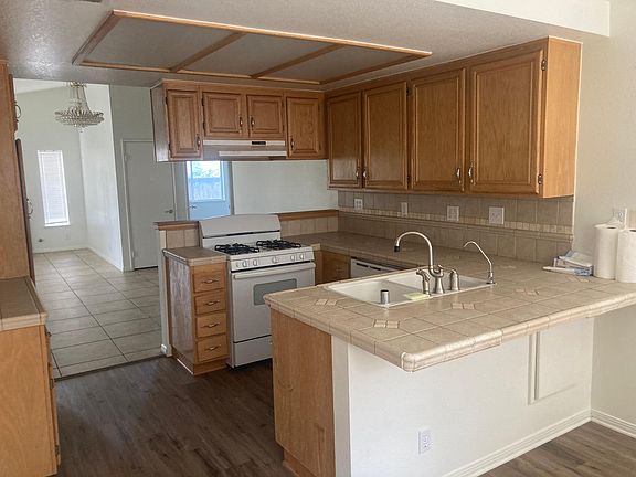 4th image of 12598 Fox Tail Way