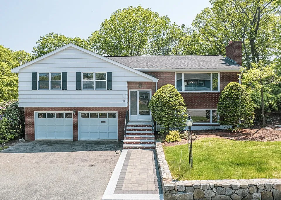 20 Fieldstone Dr