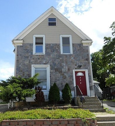 5th image of 613 Washington St #3