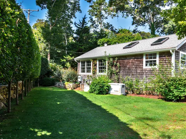31 North Rd, Chilmark, MA 02535
