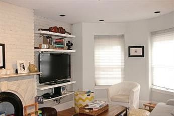 2nd image of 101 Appleton St #A