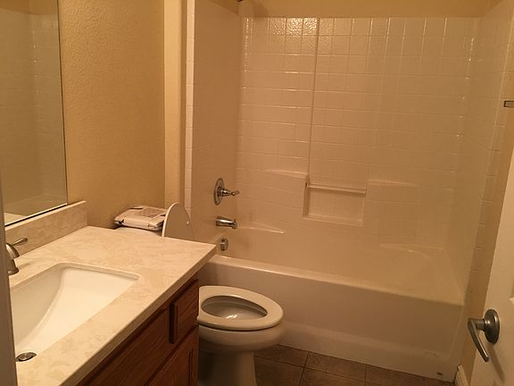 5th image of 824 Vegas Palm Ave