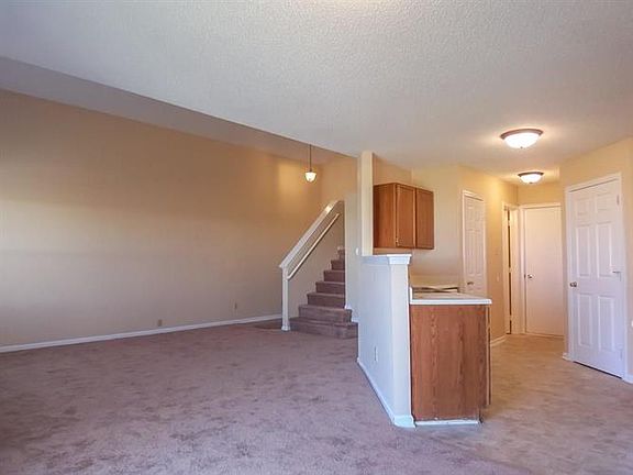 4th image of 1221 Kenwood Dr