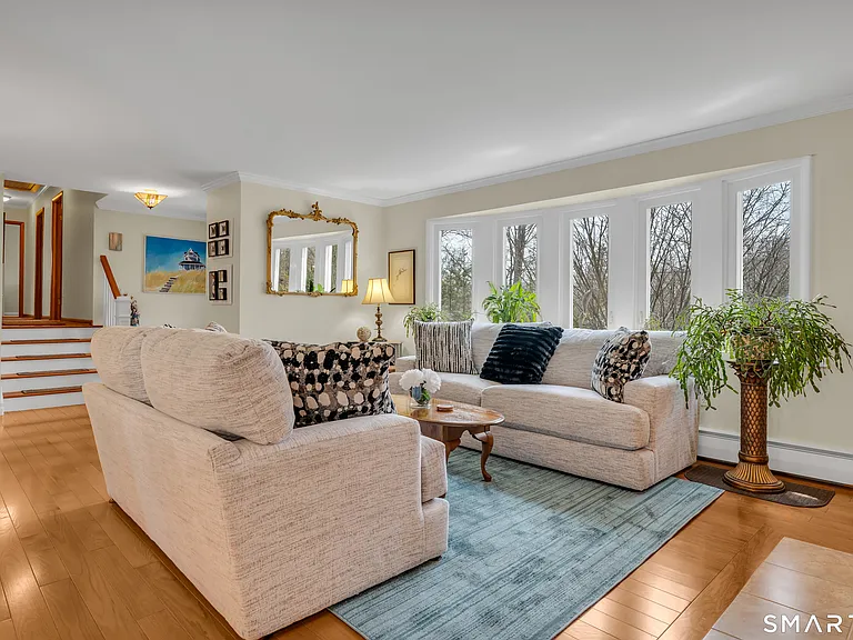 51 W Lake Ave — Photo 4