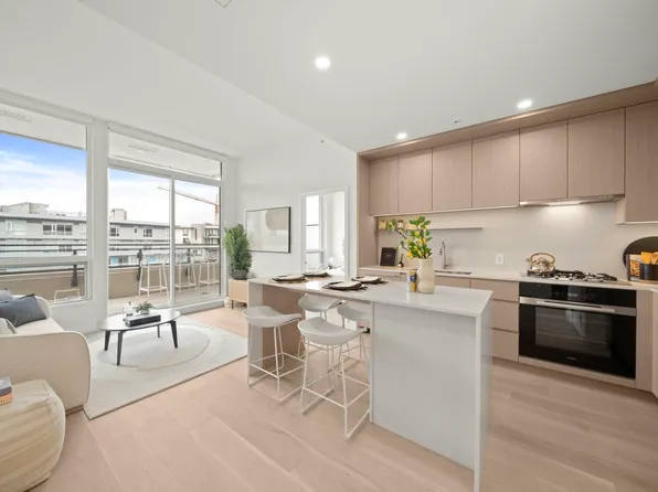 5212 Cambie St #504, Vancouver, BC V5Z 3B2