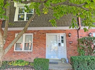 10376 Beau Jardin Dr, Saint Louis, MO 63146