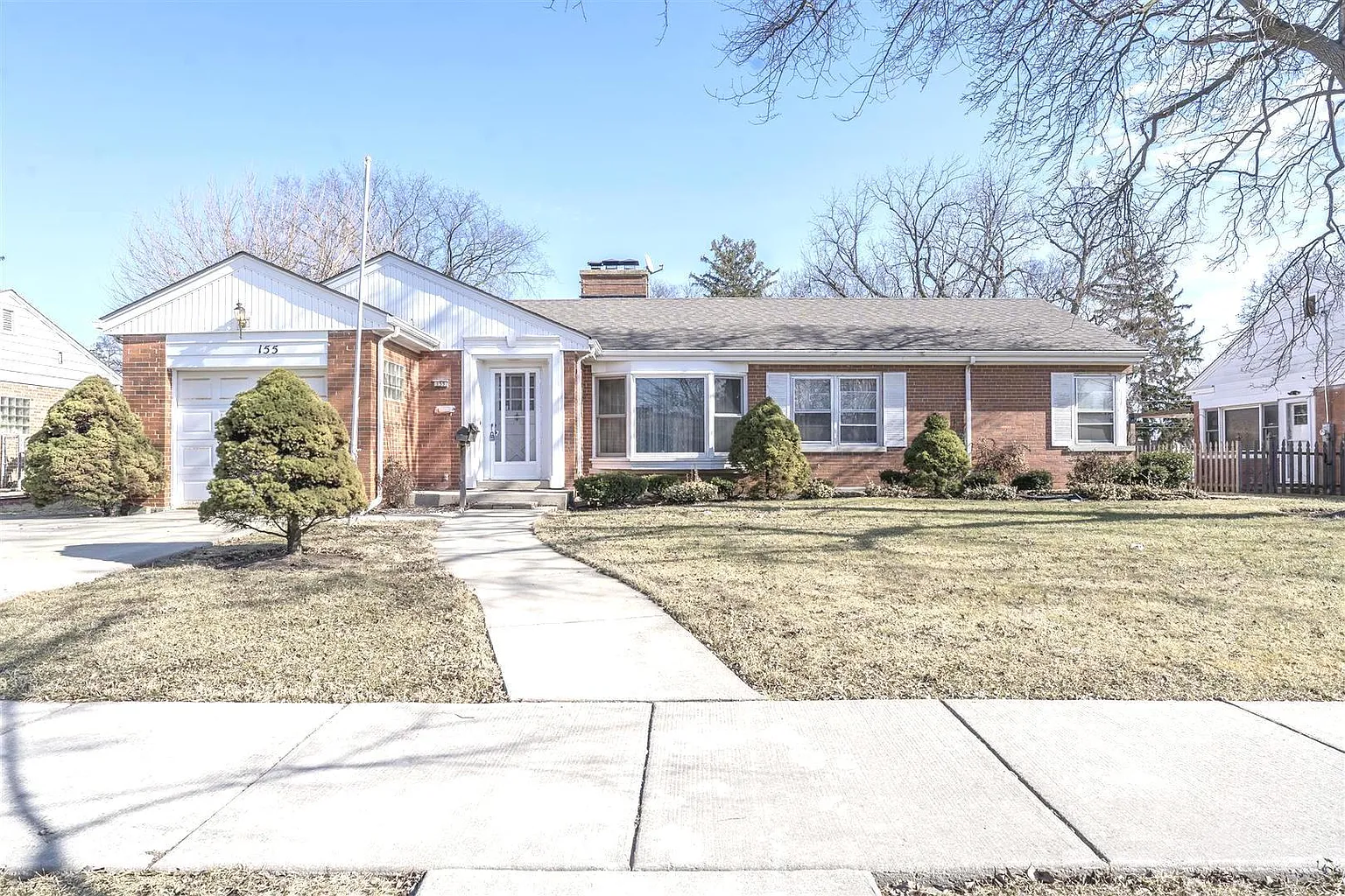 155 Cornell Ave photo 1