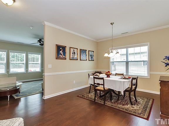 5th image of 114 Pink Dogwood Ln