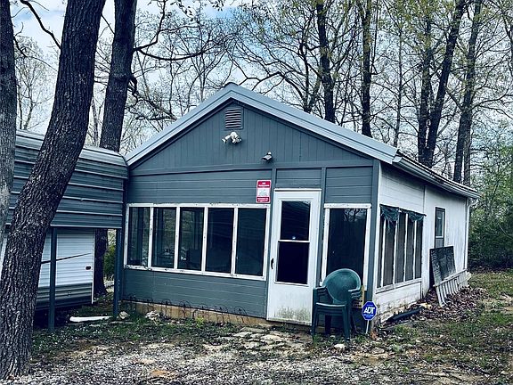 5th image of 8904 Amy Dr #8908