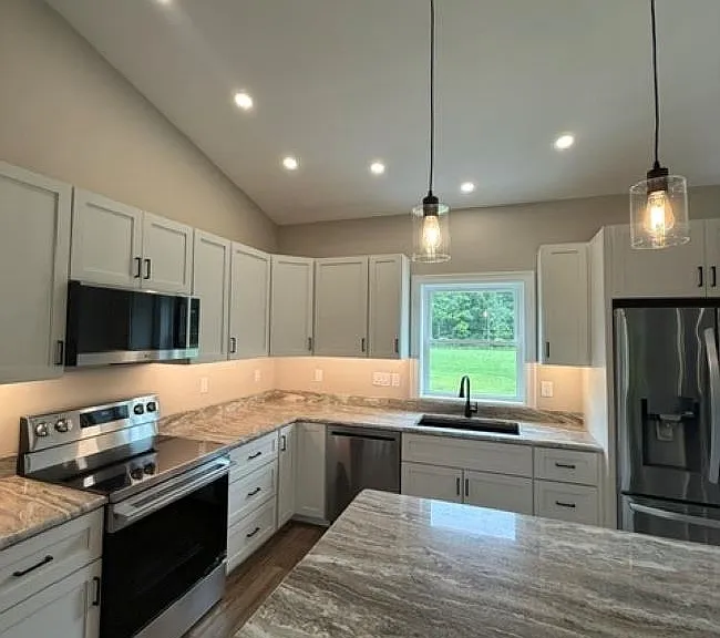 629 Clough Hill Rd #B — Photo 10