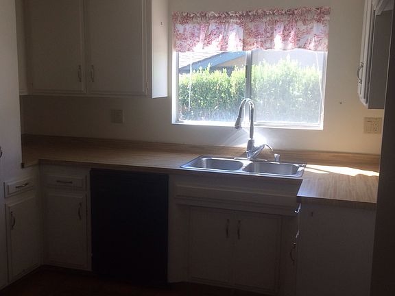 5th image of 1521 Benedict Ave