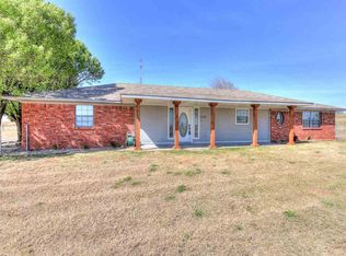 7876 NE Wolf Rd, Elgin, OK 73538