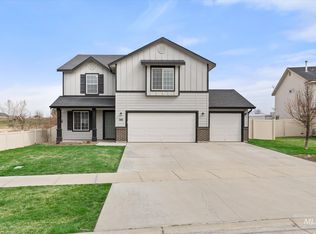 980 E Yaquina Bay Dr, Nampa, ID 83686
