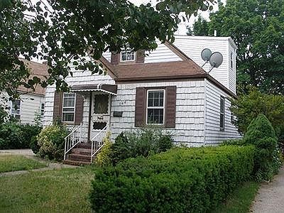 2nd image of 146 Ethel St