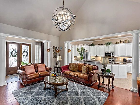 4th image of 4260 Brownstone Dr